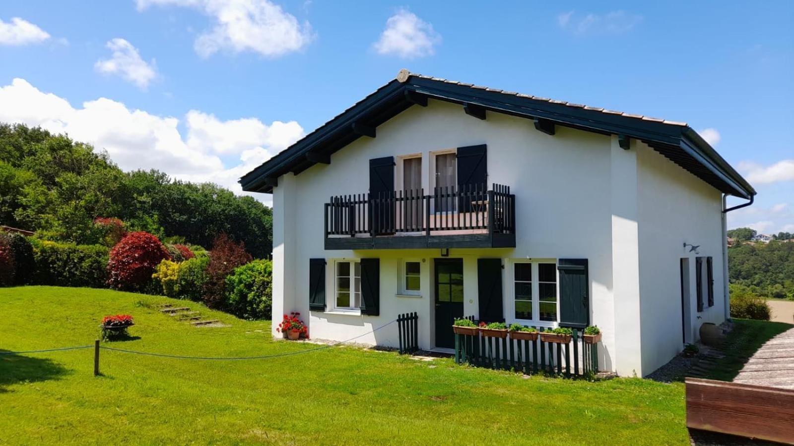 Maison Ihi-Toki - Apartamento Planta Baja T2 40M2 - Apartamento Planta Alta T3 54M2 Saint-Pée-sur-Nivelle Eksteriør billede